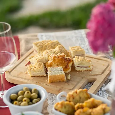 Dormire In Botte - Antiche Vigne Pironti 3*